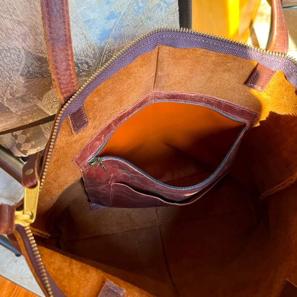 Leather tote - Picture 6 of 7
